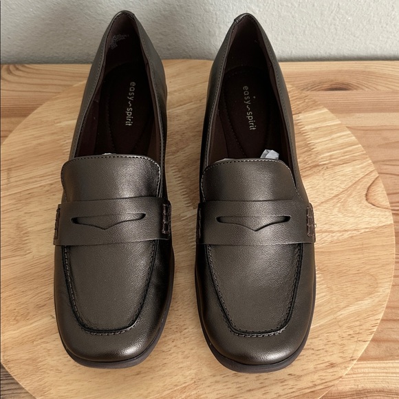 Easy Spirit Aerilyn Womens Moc Closed Toe Loafers new 10M - Picture 2 of 6